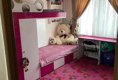 Apartament cu 3 camere decomandat în Decebal