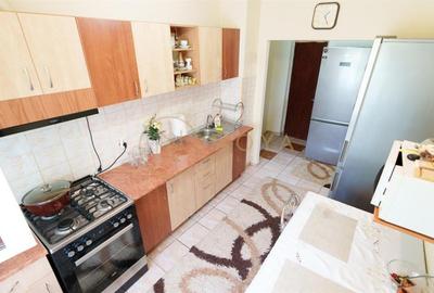 Apartament cu 4 camere decomandat în Crângași - 4