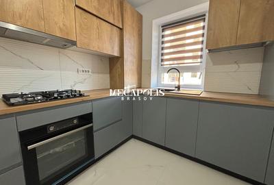 Apartament cu 3 camere decomandat în Tractorul - 1