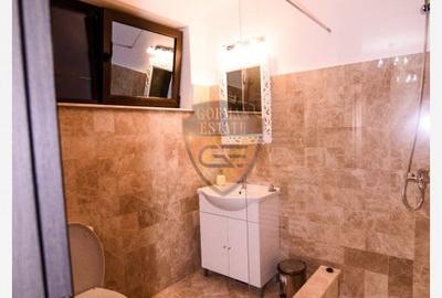 Casă individuală cu 7 camere cu Teren 300 Mp în Nord - 6