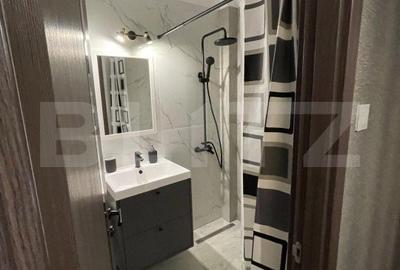 Apartament cu 2 camere decomandat în P-ța Victoriei - 2
