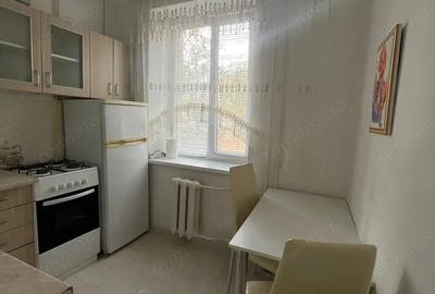 Ofer spre inchiriere garsoniera in zona drumul taberei cu centrala proprie la 5 minute de metrou . - 2