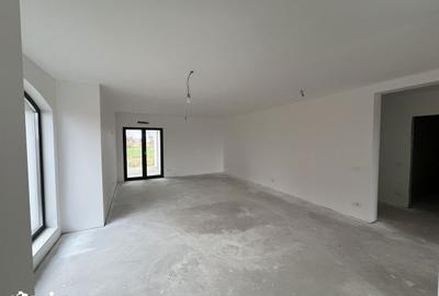 Casă cu 4 camere cu Teren 485 Mp în Vetiș - 15