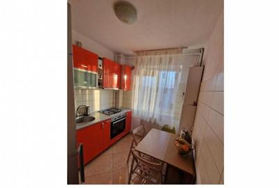 Apartament cu 4 camere semidecomandat în Apărătorii Patriei - 3