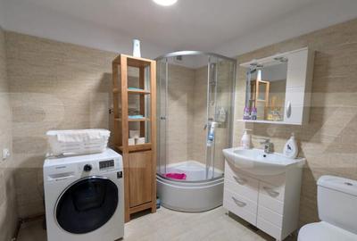 EXCLUSIVITATE Casa individuala complet renovata confo - 13