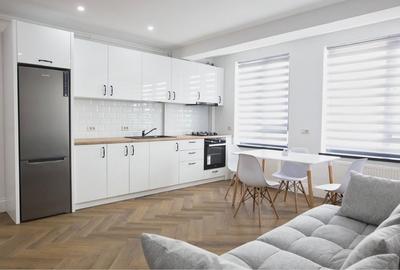 Apartament cu 3 camere decomandat în Central - 8