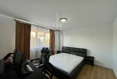 Apartament cu 3 camere decomandat în Hipodrom 3 - 10
