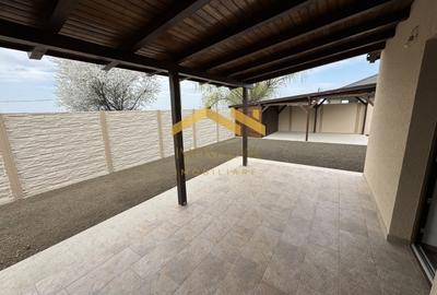 Casă individuală cu 3 camere cu Canalizare în Sânmihaiu Român - 15