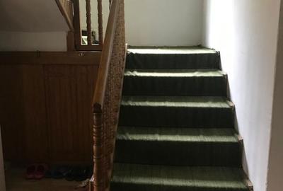 Casă cu 6 camere cu Teren 2559 Mp în Peștișani - 9