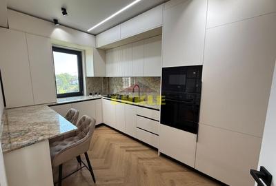 Apartament cu 4 camere semidecomandat în Central - 9