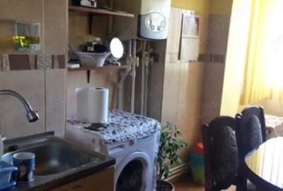Apartament cu 3 camere decomandat în Central - 1