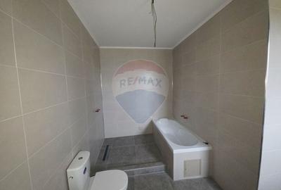 Casa cu livada si teren generos - Girov - 19