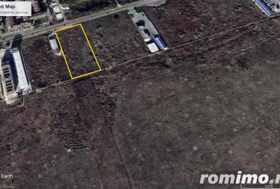 Teren de 9200 mp, în Nord