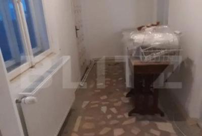 Casă cu 5 camere cu Teren 2348 Mp în Găești - 8