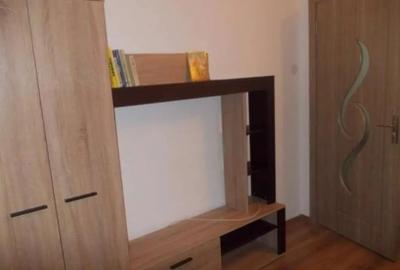 Apartament cu 2 camere nedecomandat în Podu Roș - 1