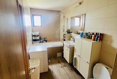 Apartament cu 3 camere decomandat în Central - 3