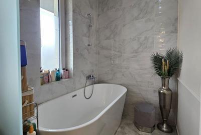 Casă cu 4 camere în Sânmartin - 2