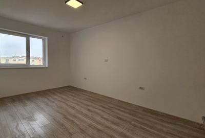 Apartament cu 2 camere decomandat în Răcădău - 3