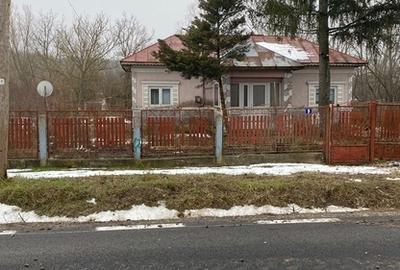 Casă cu 2 camere cu Teren 1000 Mp în Central - 3