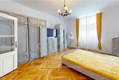 Apartament cu 2 camere semidecomandat în Central - 13