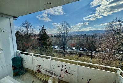 Apartament modern cu 3 camere, zona Hotel Royal ! - 7