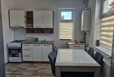 Apartament cu 3 camere în Central - 4