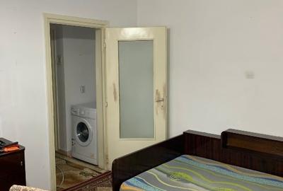 Apartament cu 2 camere semidecomandat, mobilat în Micro III - 4
