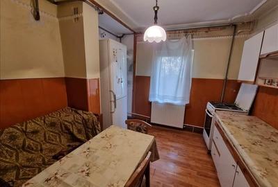 Apartament 3 camere decomandat Racadau-Parcul Trandafirilor - 2