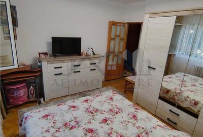 Apartament cu 3 camere decomandat, mobilat în Cug - 5
