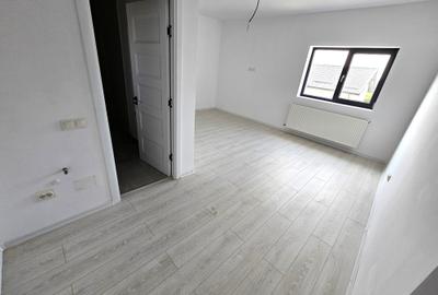 Garsonieră decomandată în Haliu