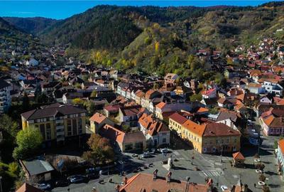 FILM! Eleganta si confort, in cetatea istorica a Brasovului, - 2