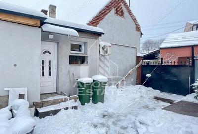 Casa la curte comuna - zona UTA - 2