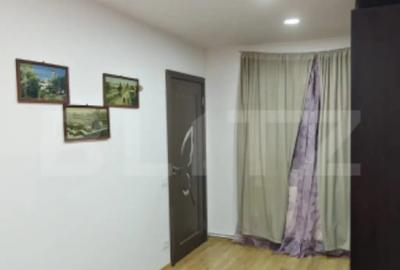 Apartament cu 2 camere decomandat în Central - 2