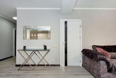 Apartament cu 2 camere decomandat în Europa