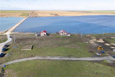 Teren Construcții intravilan de 2380 mp, în Corbu - 2