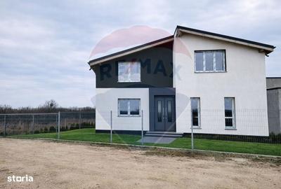 Casă cu 4 camere în Dumbrăveni - 6