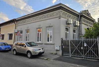 Uniri- ap,4 camere vilă interbelică cu arhitectură spectaculoasa - 7