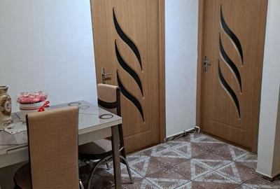 Apartament cu 3 camere decomandat în Central - 3