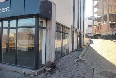 Spațiu comercial, de 40 mp, în Central - 1