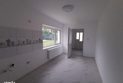 Casă cu 4 camere în Central - 4