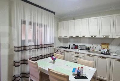 Casă cu Canalizare în Central - 2