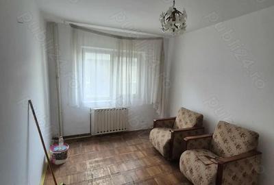 Vand 3 camere parter Lunca - 3