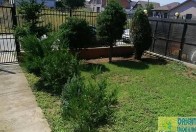 Casă cu 5 camere cu Teren 250 Mp în Agigea - 3