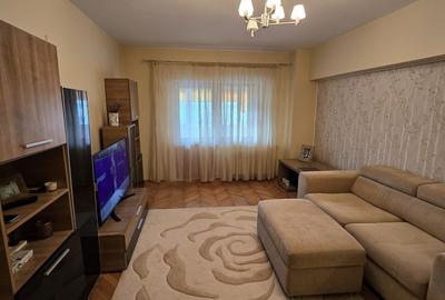 Apartament cu 4 camere decomandat în Ștefan cel Mare - 1