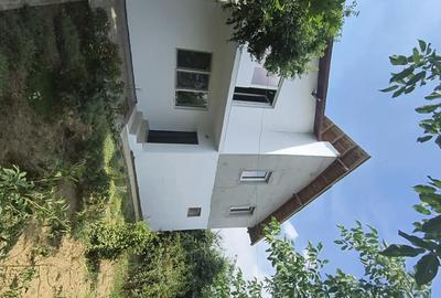 Casă cu 5 camere cu Teren 417 Mp în Berceni - 9