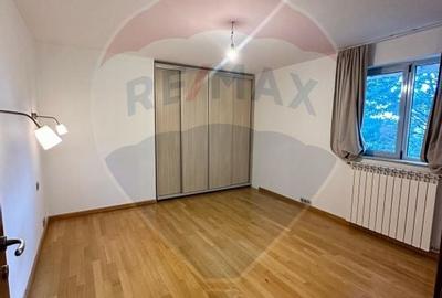 De vanzare apart. 3 cam,  vedere la lac,  în Tancabesti, comision 0% - 5