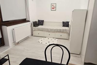 Garsonieră semidecomandată, mobilată în Titan