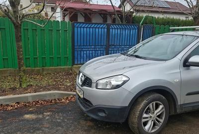 Mica proprietate cocheta cu teren generos ?i utilita?i complete - 4