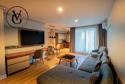 Apartament cu 2 camere decomandat, mobilat în Universitate