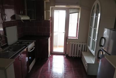 Apartament cu 2 camere decomandat în Central - 3